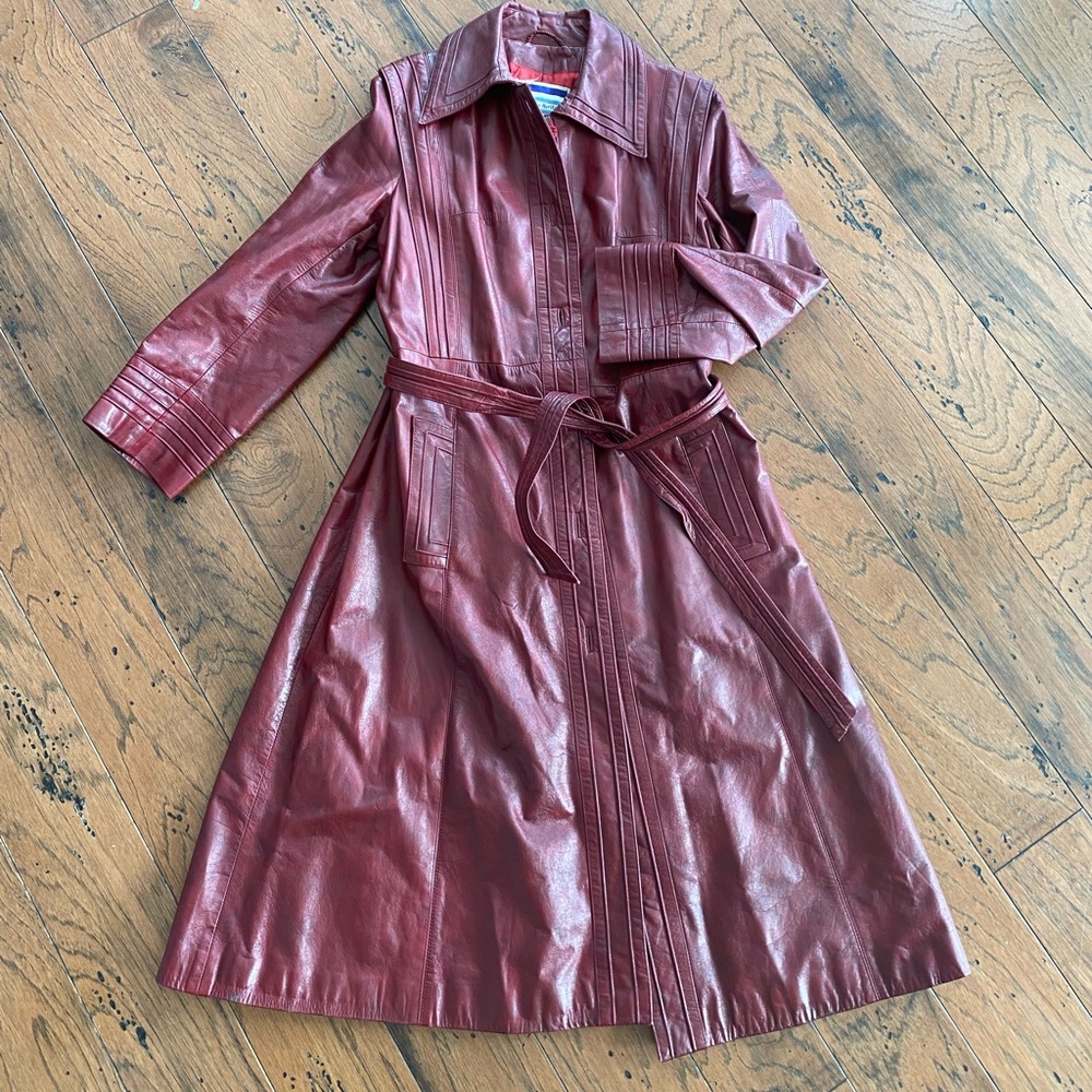 Elegant Burgundy Leather Trench Coat